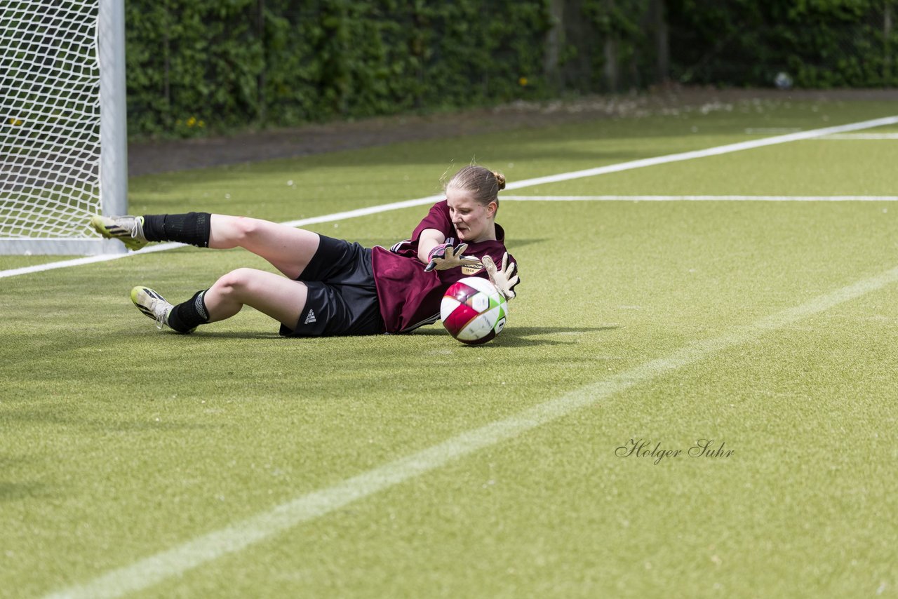Bild 132 - wBJ SC Condor - VfL Pinneberg : Ergebnis: 3:2